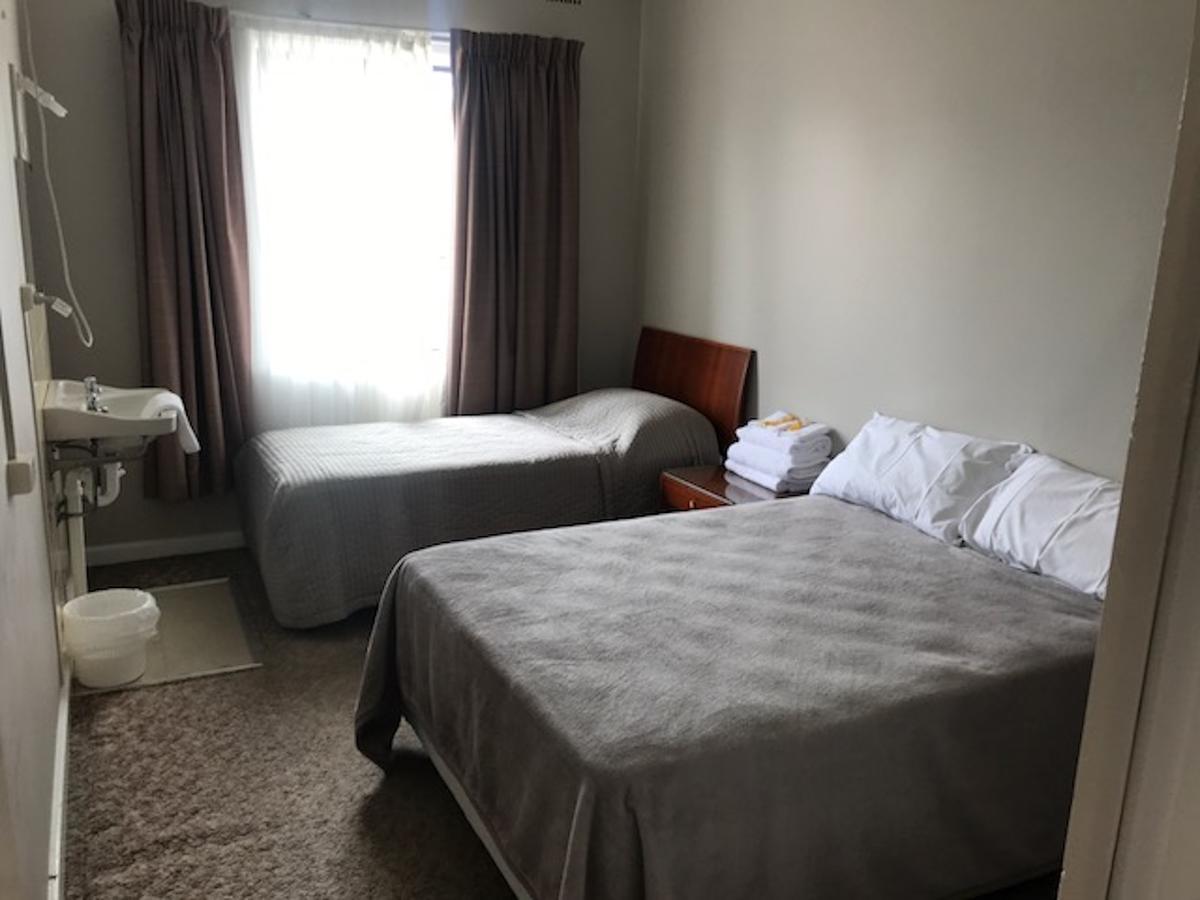 Lakes And Ocean Hotel פורסטר מראה חיצוני תמונה